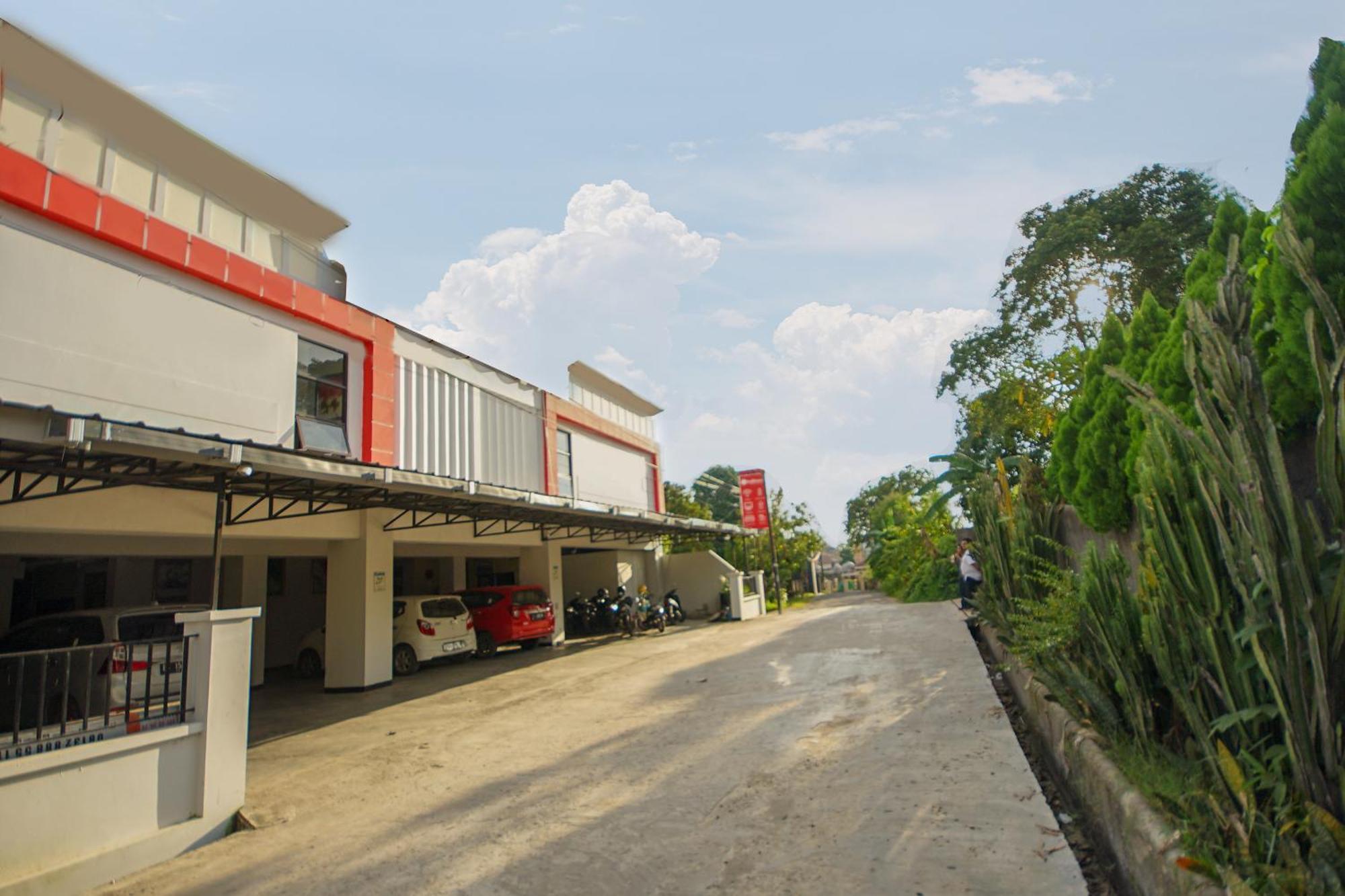 Dancenter Ilir Barar I Near Rumah Sakit Islam Siti Khadijah Formerly Maleo Apartment